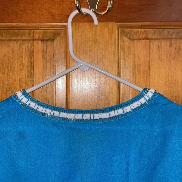 Blue beaded lily Pulitzer top - Picture 7 of 7